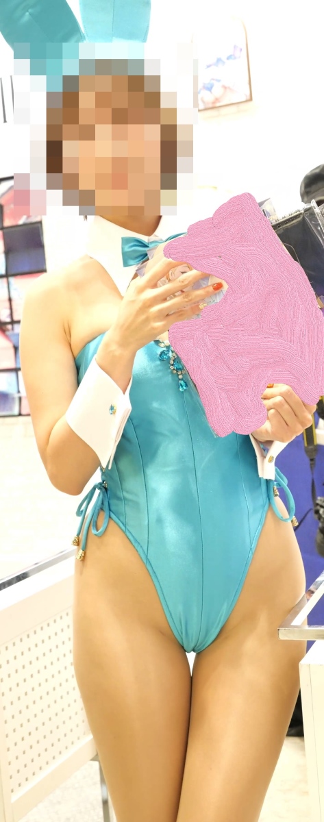 新作【超速報】コミックカーニバル2025冬⑤ 凄いよバニーちゃんの食い込みとお尻