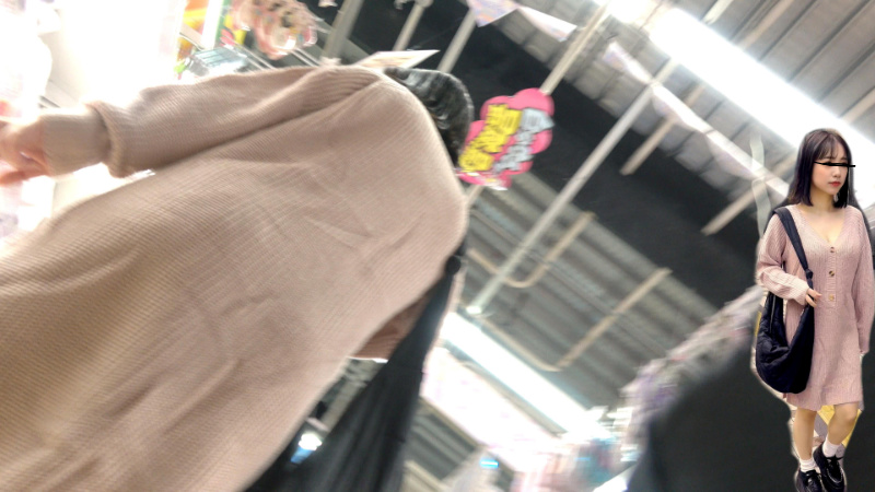 【４K顔出し】美人巨乳JDのブラチラ＆パンモロがっつりｗ