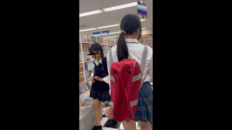 【無料】(4K)どエロボディの巨乳ギャル青チェの放課後に密着しすぎたw