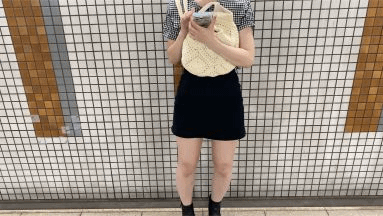 42D【だまし撮り】こうやって食い込み撮って欲しかったんだね