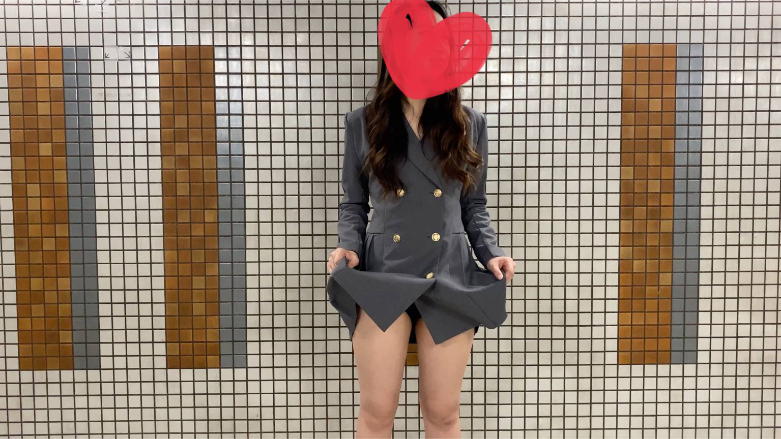 35E【だまし撮り】へそピまで!やっと自分から見せてくれたね