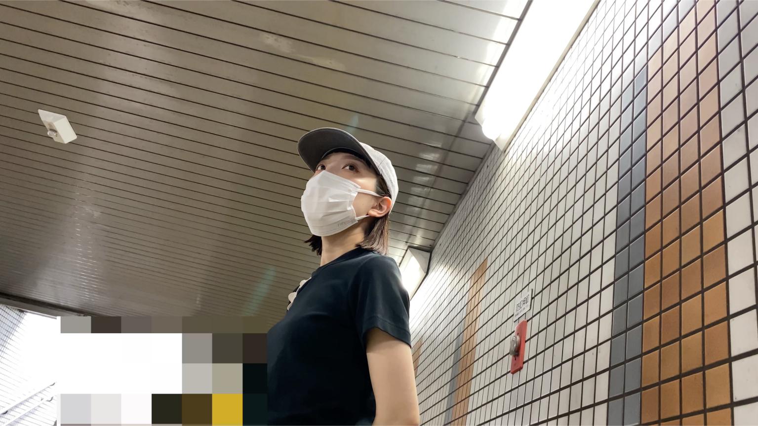 43A【だまし撮り】ラフな女子から恐怖の視線