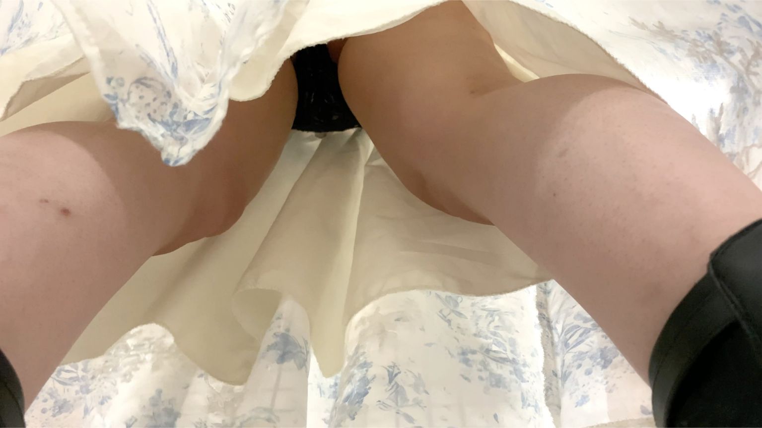 42C【だまし撮り】お高いお姉さんへのお仕置き長時間接写