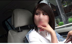 チンポをクンクン嗅ぎにヨダレを垂らしながら興奮する乙女