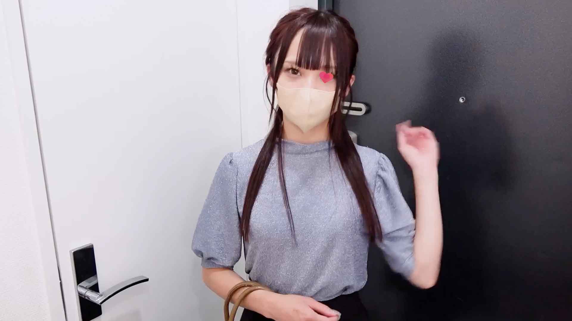 美乳女子大生にパンツ買取交渉/乳首まで触れた最高の爆美女【パンチラ/美尻/可愛い】
