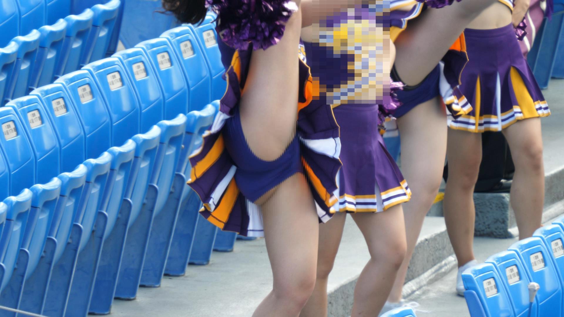 なにわガールズ1200【4K】異例な配置の内野応援! 股間ぱっくり液状化現象や!