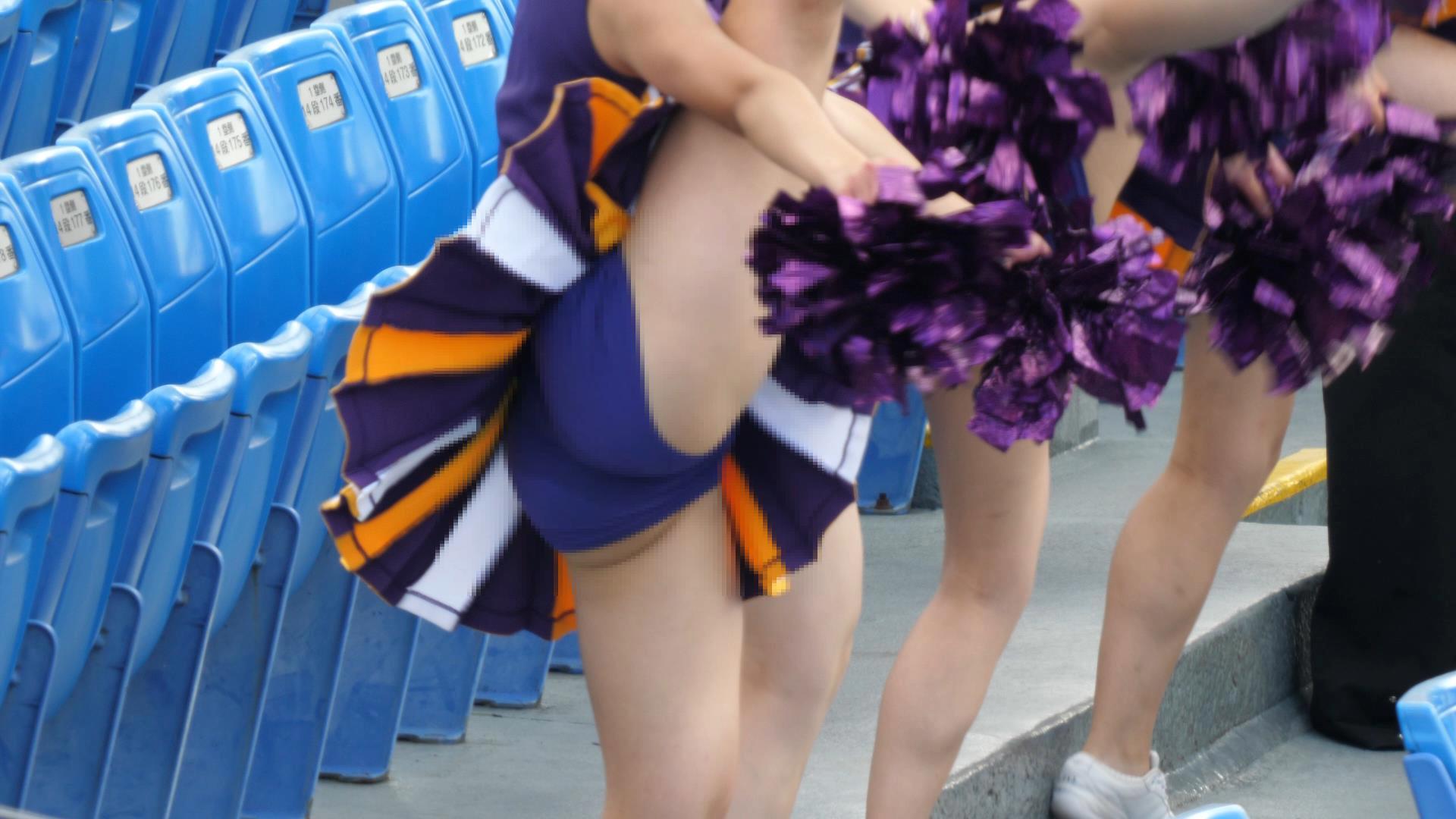 なにわガールズ1200【4K】異例な配置の内野応援! 股間ぱっくり液状化現象や!