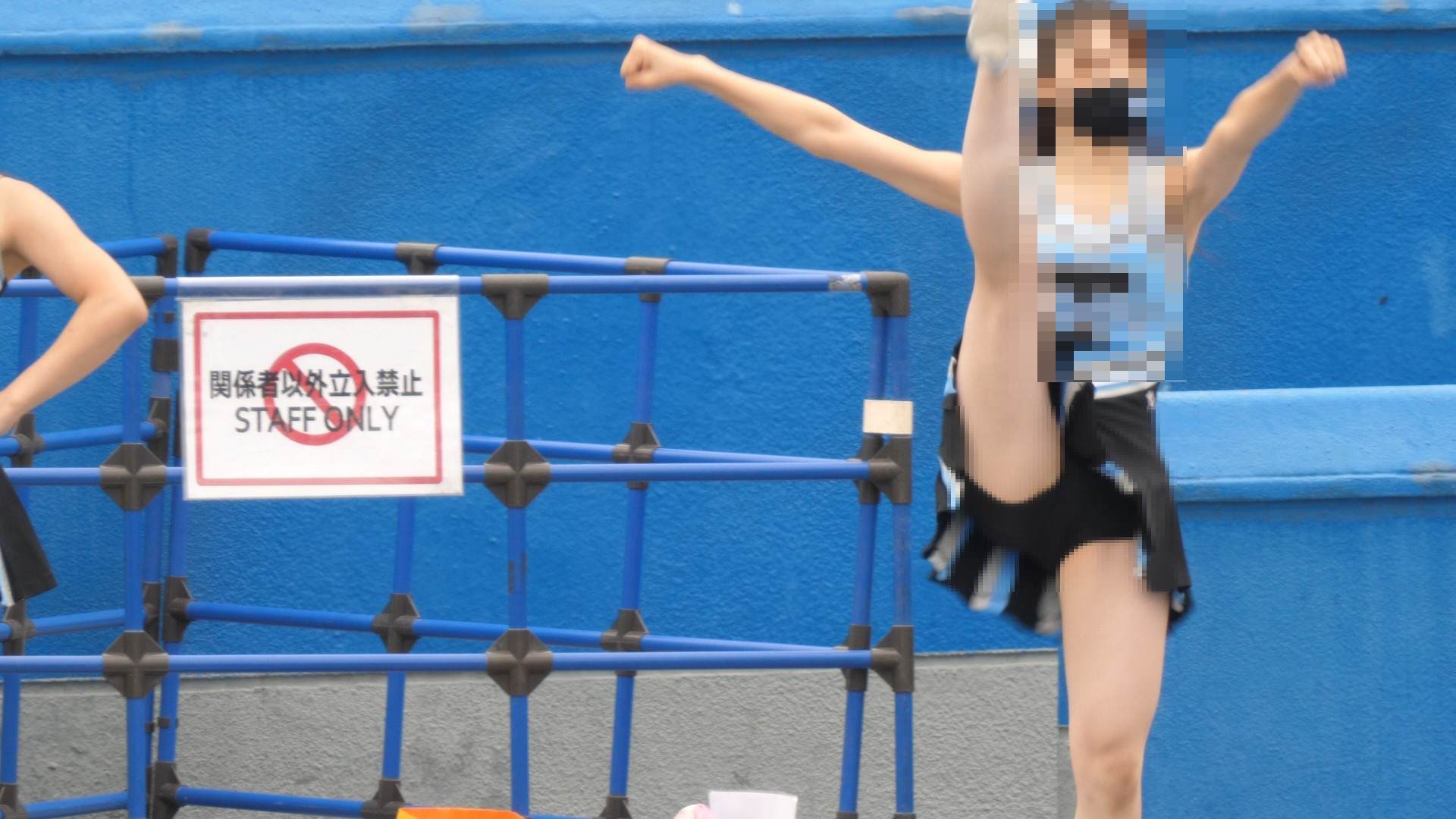 なにわガールズ1209【4K】そこまで食い込んで…大丈夫!? ごっつあんです!