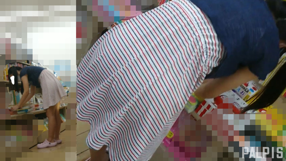 ちっちゃい女の子が嫌がるまで悪戯してパシャリ