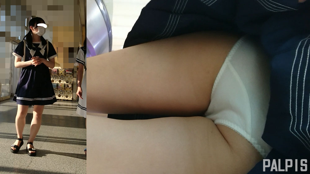 清楚で可愛いセーラーワンピをパシャリ