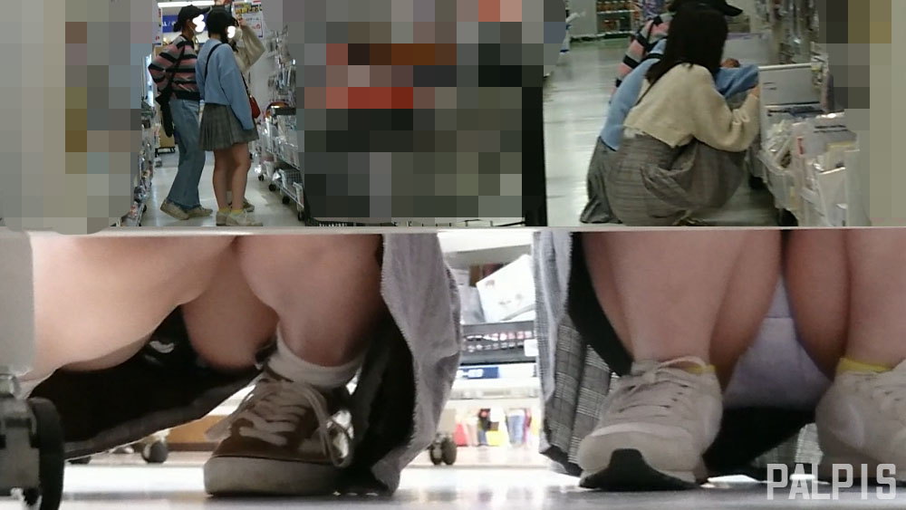 ノリノリ可愛いオタ娘達と友達気分を味わいながらパシャリ