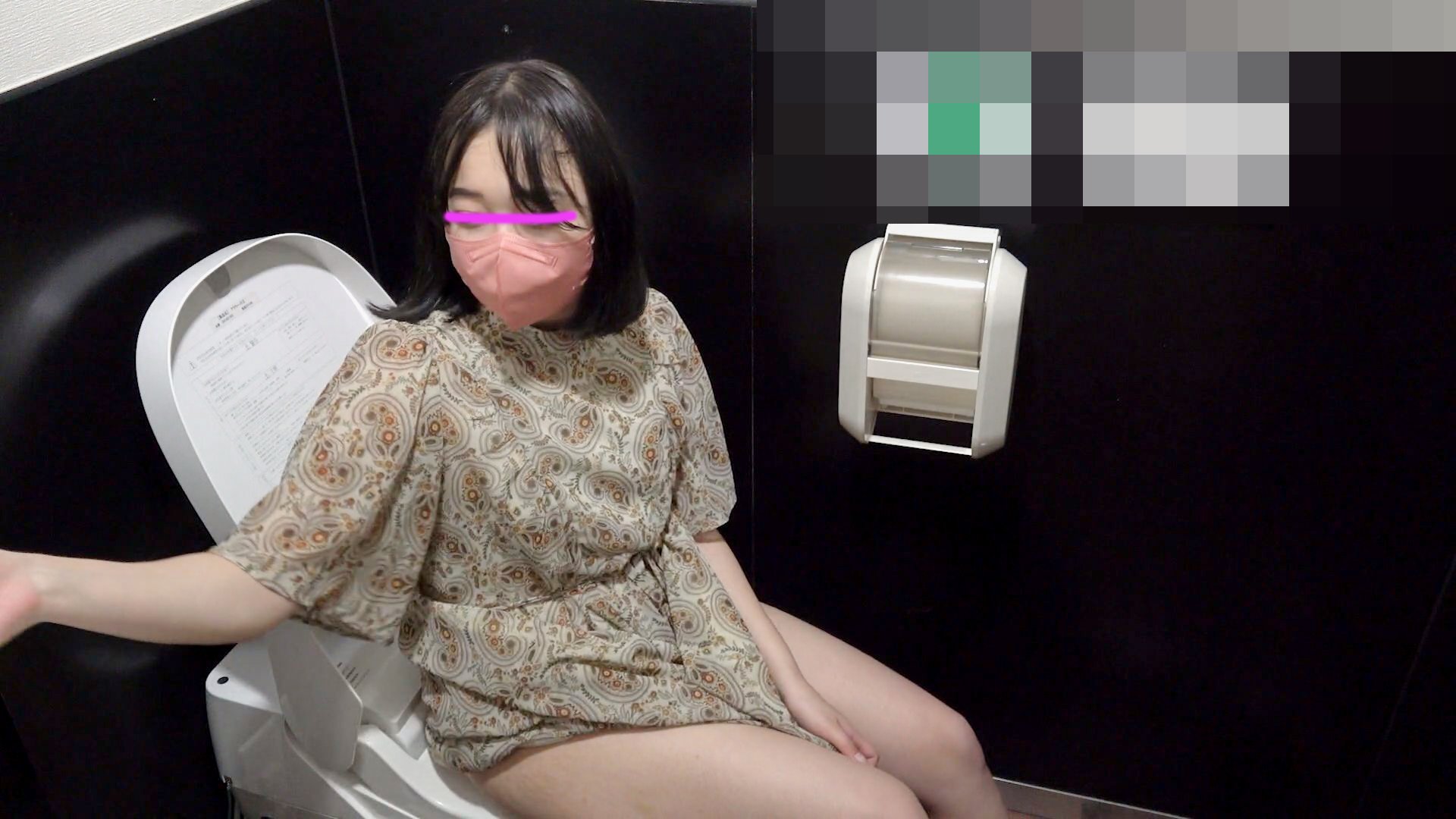 【vol.64】ド変態!M字開脚オナニーで性欲大発散