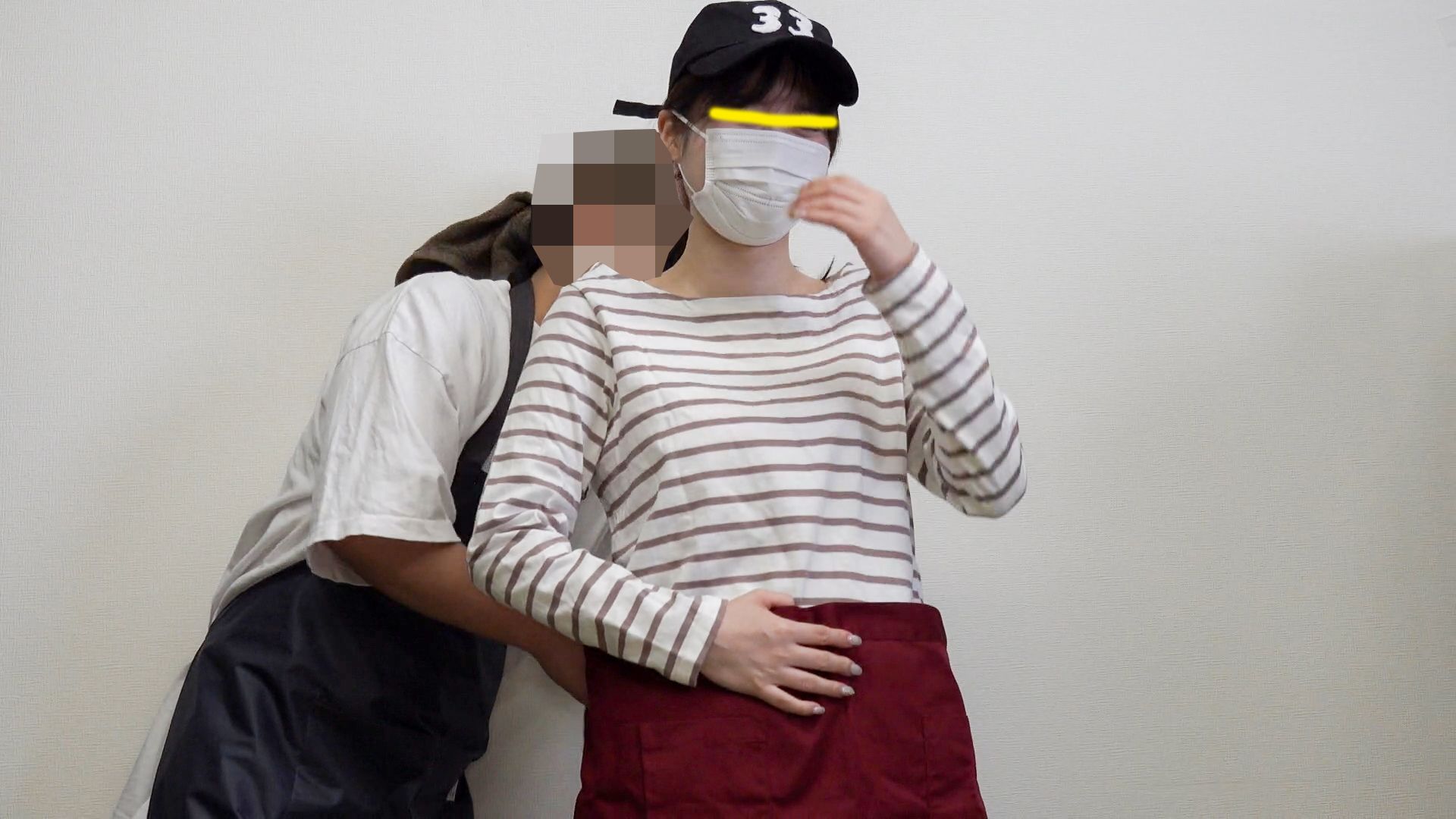 #79【陶芸中の胸チラ】講師も思わず凝視!JDちゃんのDカップ若おっぱい/人妻パフィーニップル胸ちら