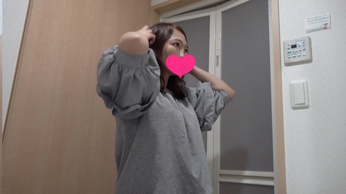 【民泊着替え】美人ママさんの吸引された乳首/妹系貧乳JDちゃん/-233人目・234人目