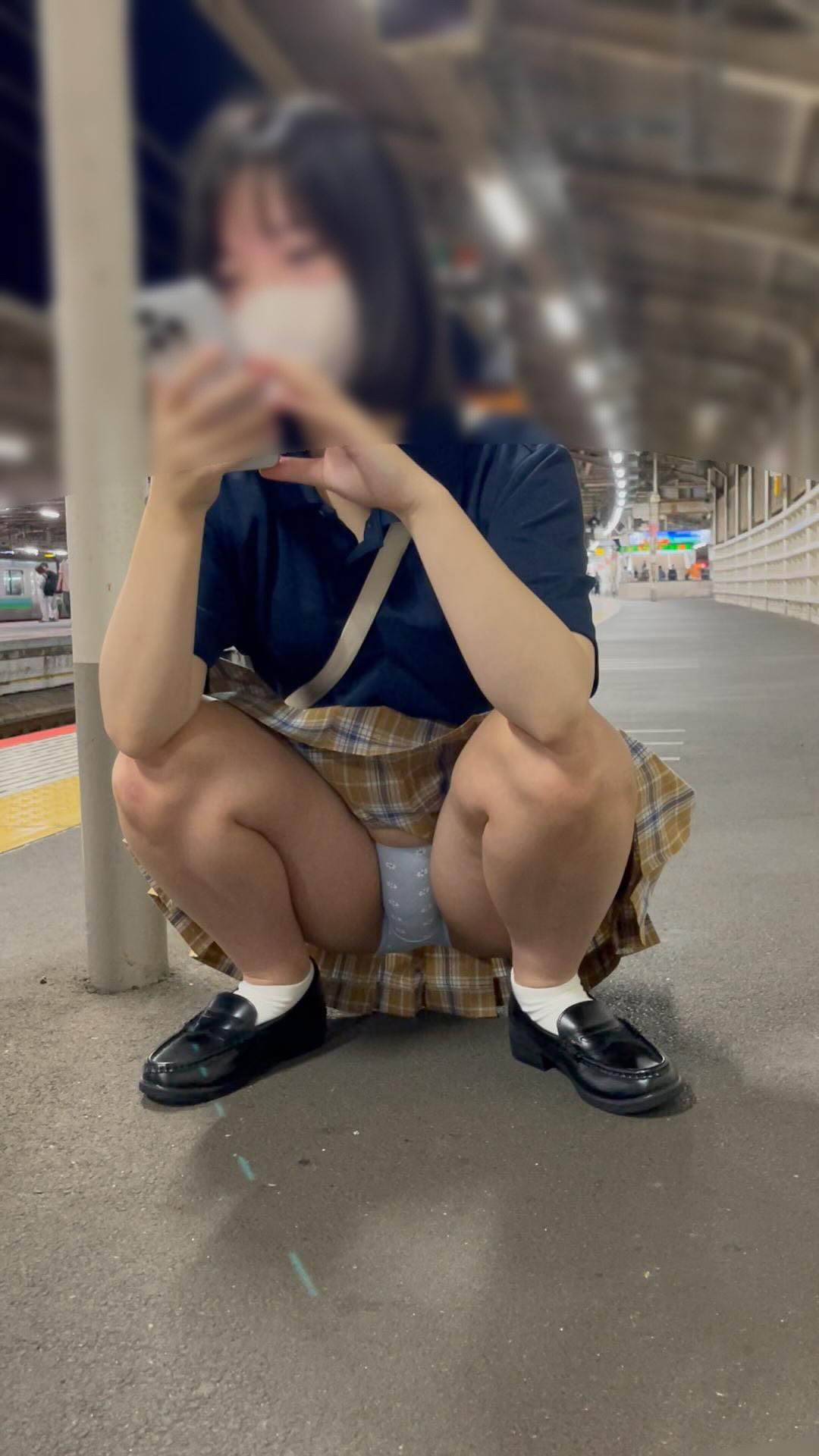 JK盗撮日記248 完全初登場!!童顔ショートヘアの美少女JKちゃんを電車内で盗撮【36分超撮影】