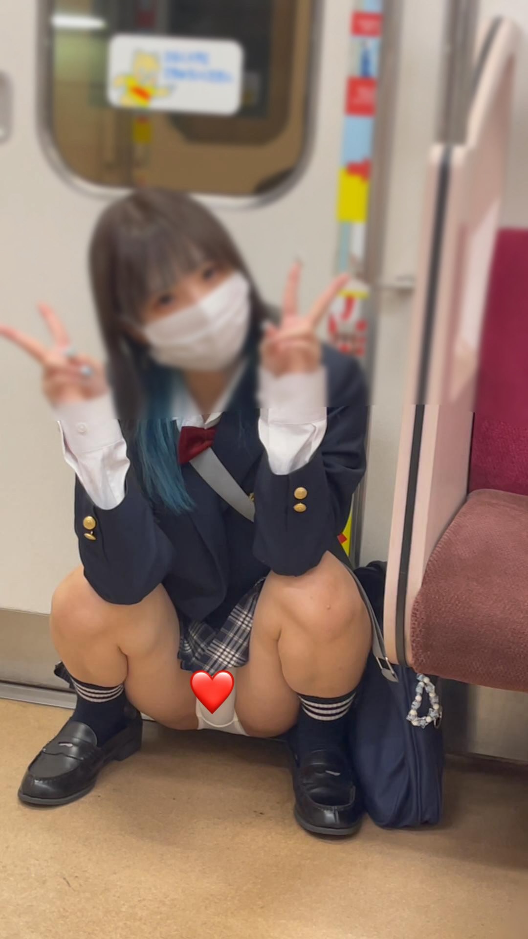 JK盗撮日記144　地下アイドルのあの子が再び登場！！幼○体型の激カワ地下ドルJKを電車内とトイレ内で盗撮【※完全主観20分超撮