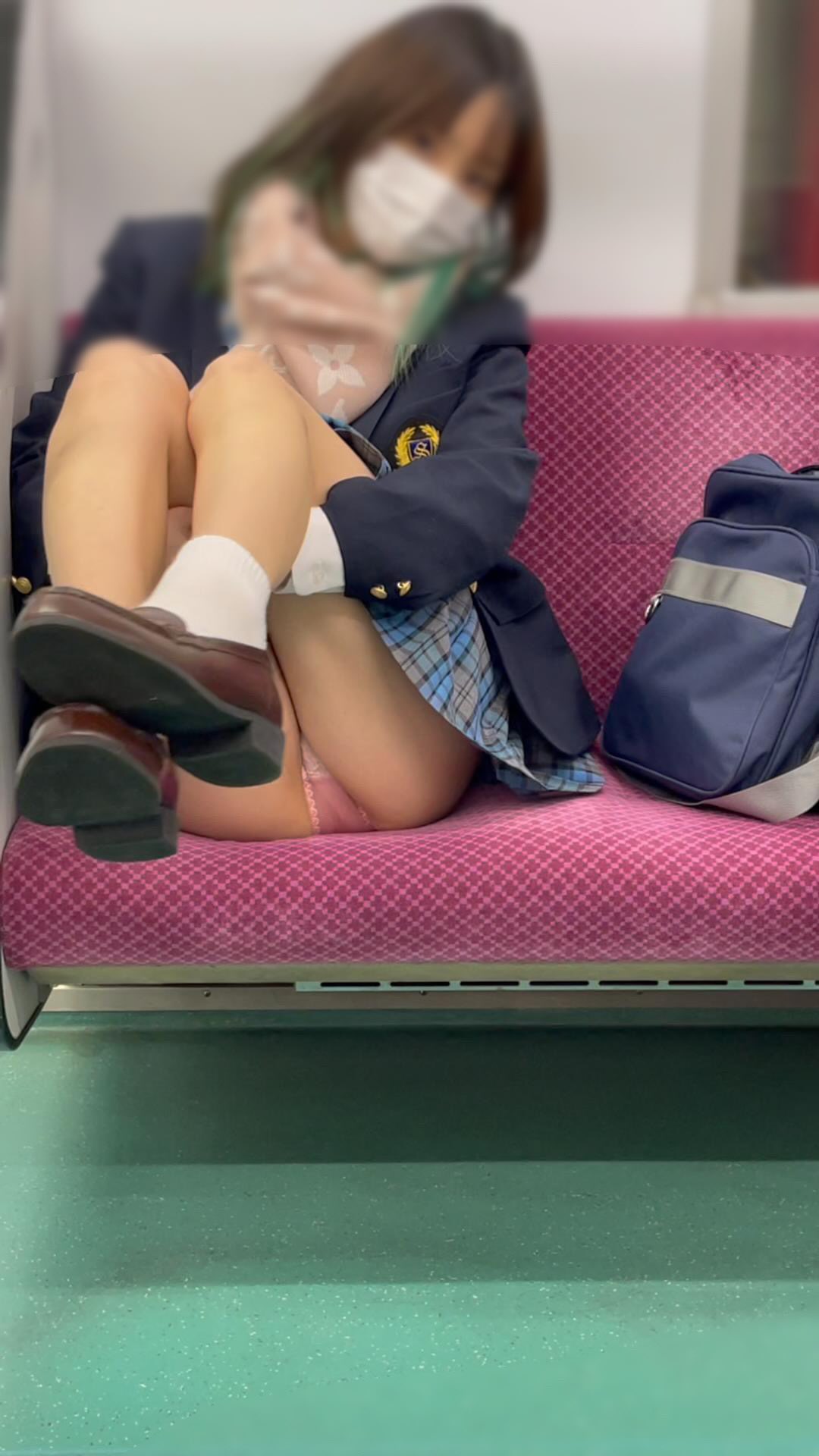 JK盗撮日記175  今年も勿論登場！！ルックス、撮れ高、エッチ度、No1のアイドルJKを電車内で盗撮【※完全主観27分超撮影】