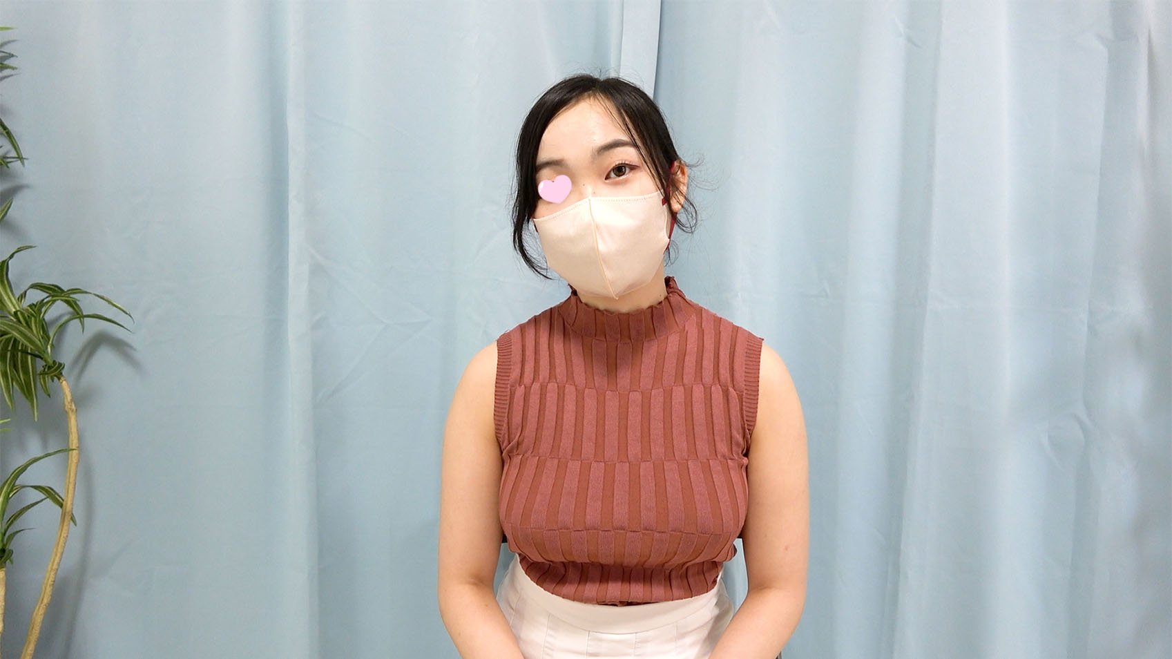 奇跡のIカップ美巨乳/ワクチン接種で揉みまくり/ノーブラ美女【パンチラ/セクハラ/内科医】
