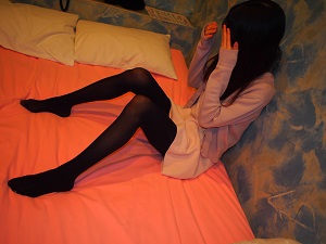 【高画質９０枚】【パンチラ】超スレンダー！超美…