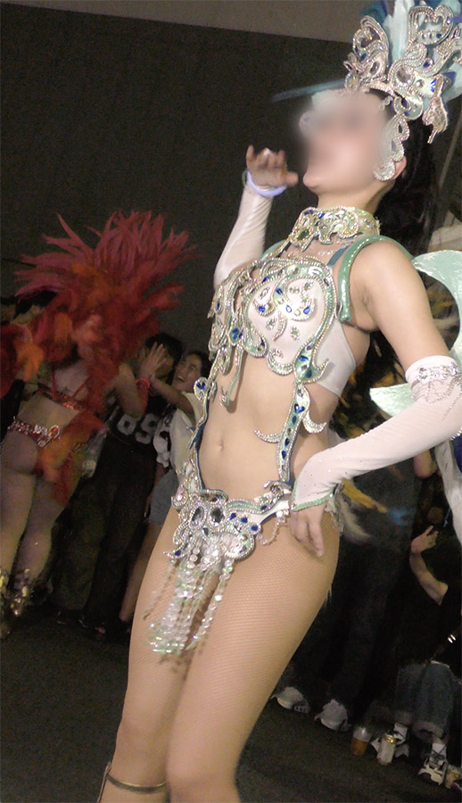 【フェチ動画】ゼロ距離で撮った!今、世代最高のミューズな美人女子大生ダンサーの笑顔弾ける真夏の夜の熱狂サンバ