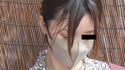 温泉施設でよく見る光景その２０　膣口が見える程にガバァっと開いた足湯のお昼