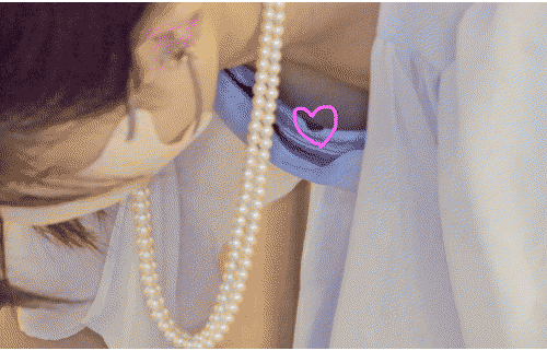 【結婚式参列映像】危ない！まさかのカメラバレ？清楚美人さんの乳首＆食い込みショーツ