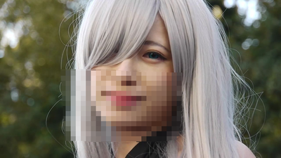真冬に現れた黒レオタの食い込み美女