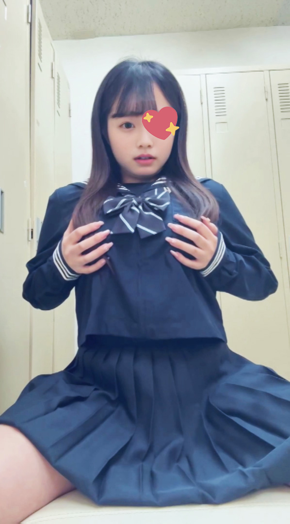 【超絶美爆乳】「早○柚○」天使級のかわいい美少女が部室でオナニー録画