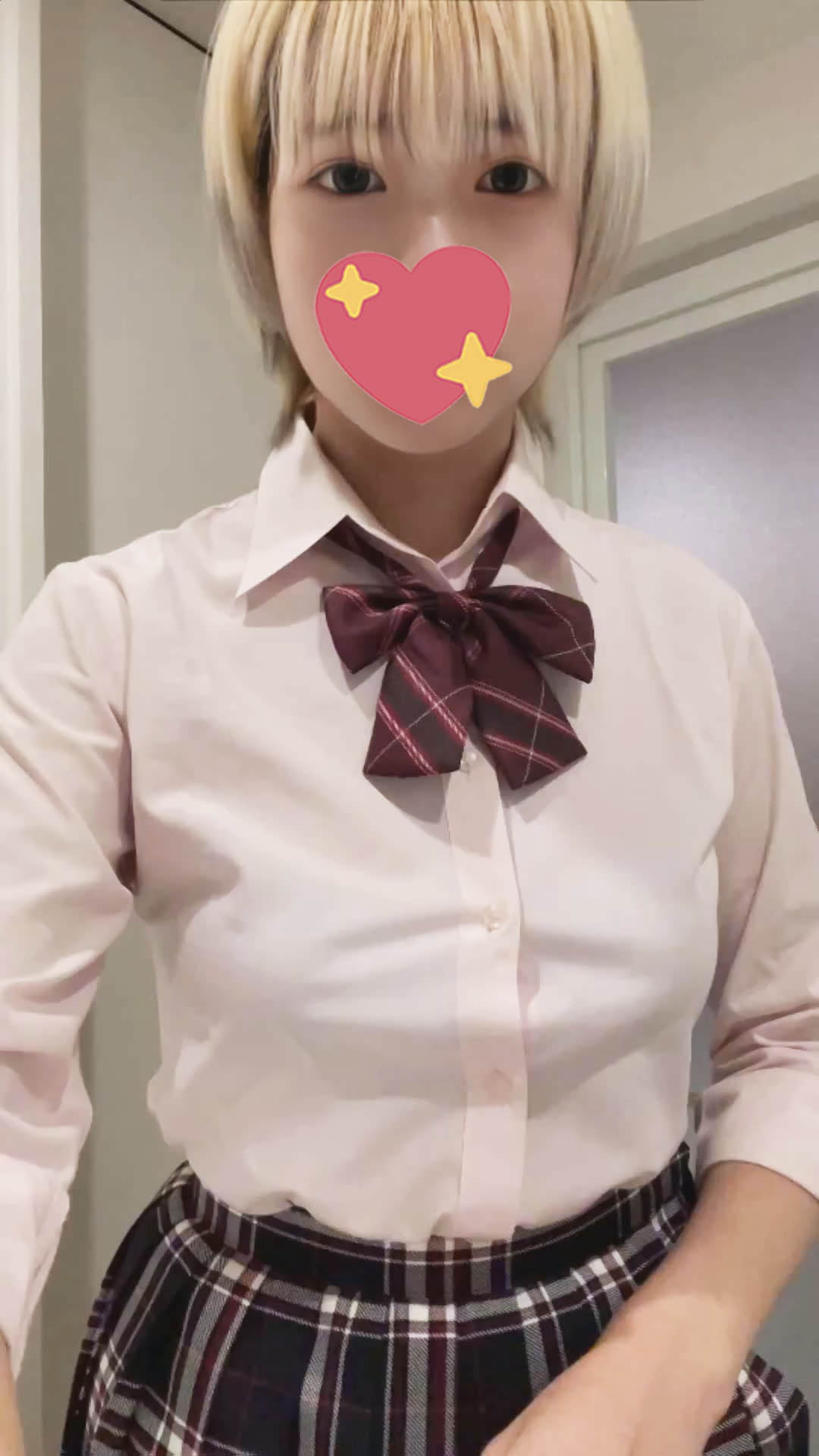 【初心な金髪美少女】「吉○樹○」実家の湯船でクリトリスオナニーで恥じらいイキ///