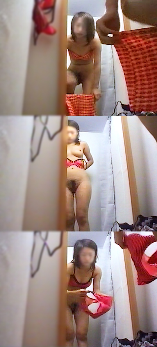 無料サンプル。もじもじ水着くねくね水着・下着の着替え脱ぎ履きチョット汚れた靴下キュート可愛い系個撮