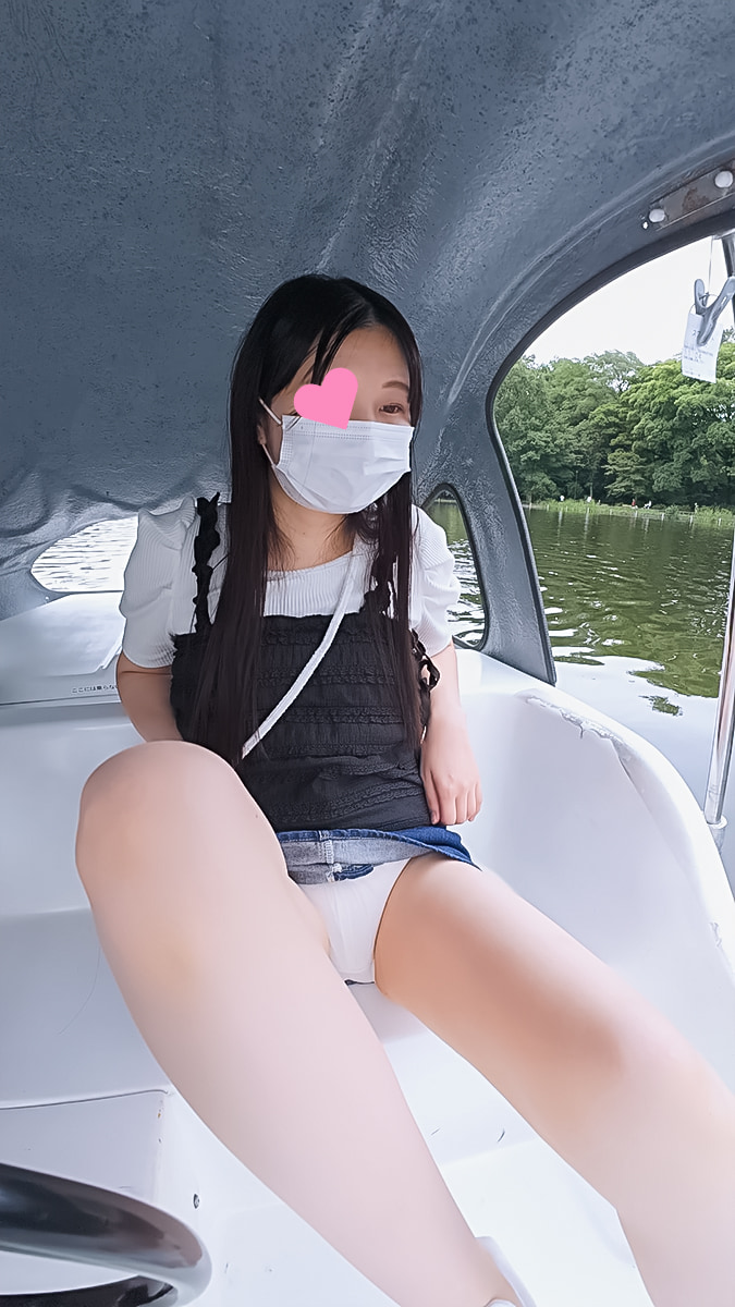 『ボートでデート37』色白美脚のお嬢様がデニムミニで再登場!スワンボートでパンチラ撮影【シーズン4-3】