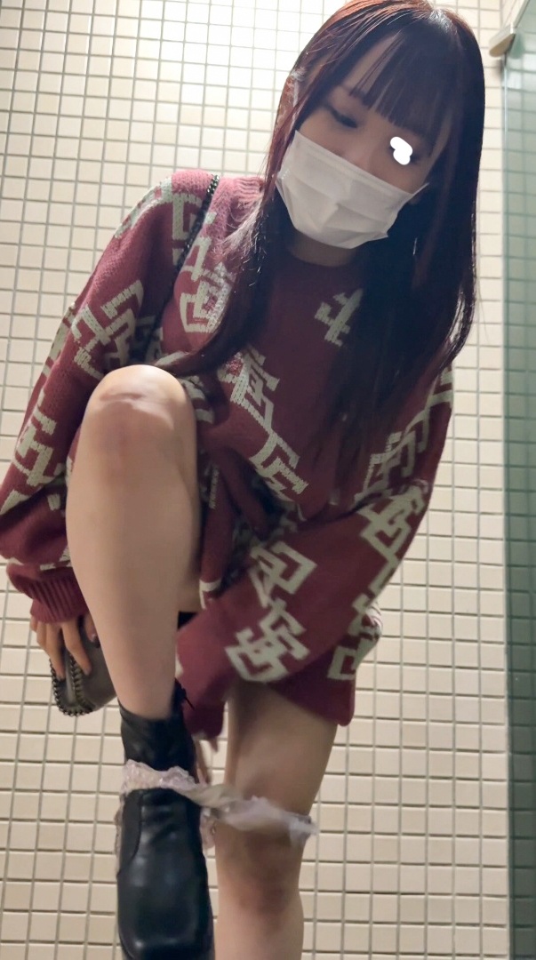 【撮影バレ→見せつけ#20】美少女の見せつけサービス→連行され生P手コキで絞られる・・・