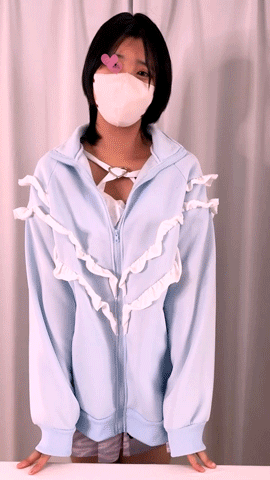 【メイドパンチラ逆さ撮り】ガルバ新店舗視察。ボーイッシュ麗ちゃんの純白食い込みday1【コンカフェ/ローアングル】