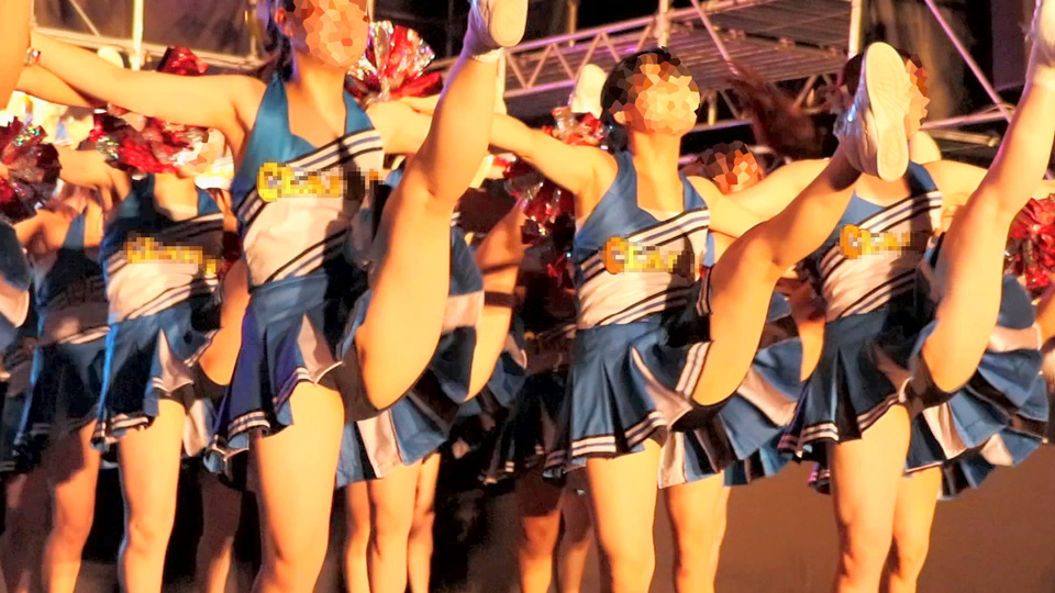 ぴち桃チア動画vol.1【ステージ降りてきて最前ハイキック(胸元もご注意)】