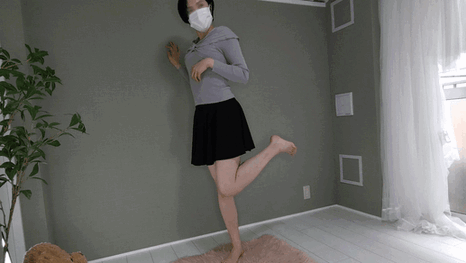 にんにん撮影会13　まじめすぎて言われるがまま…恥ずかしいポーズに応じる黒髪OLのおぱんつをこっそり撮影の術の巻