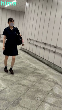 紺ポロシャツの制服J●娘をエスカで撮ってたらおっさんに「おい!」って声掛かられた / HIMAつぶし撮影