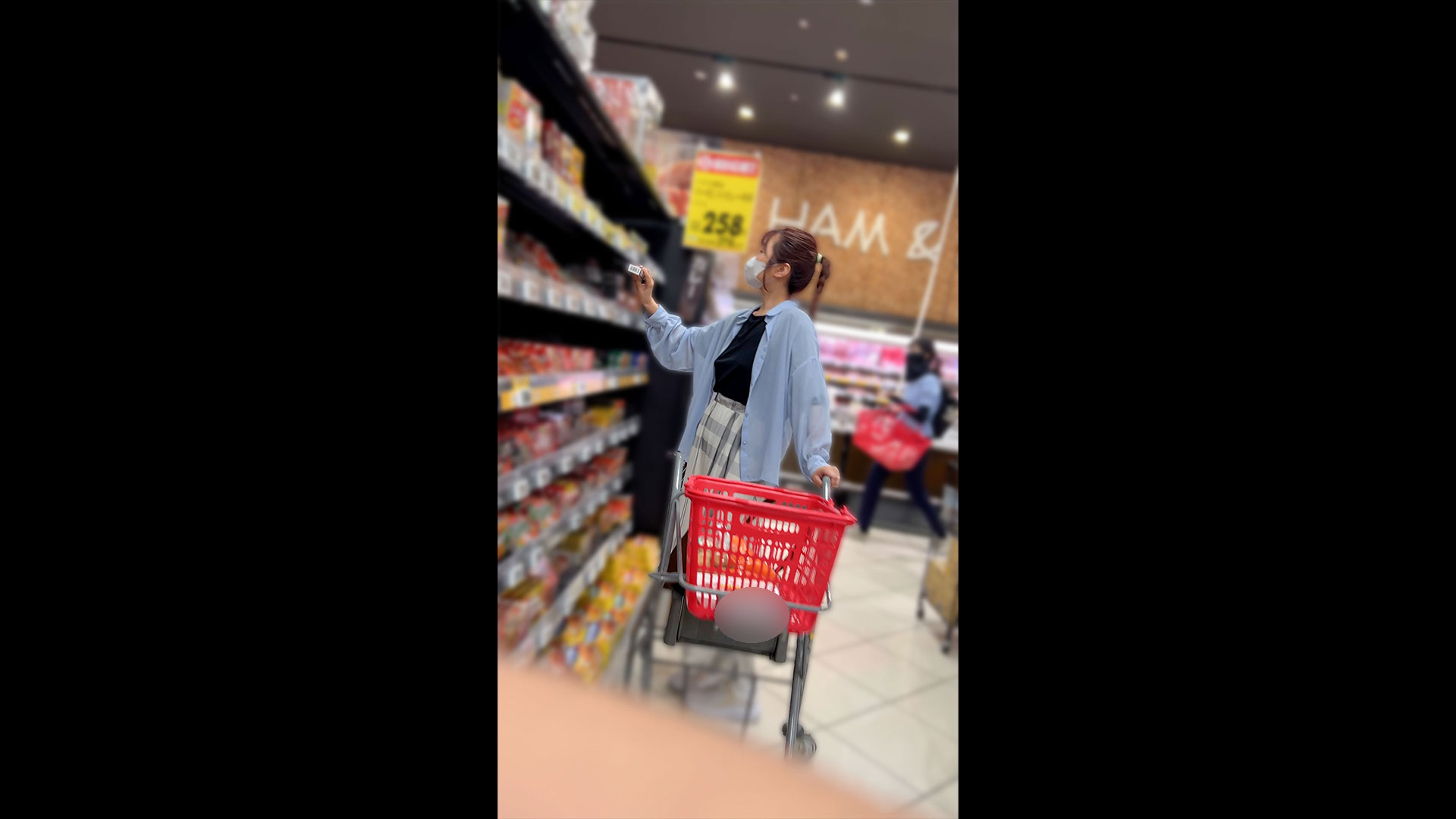 【ノーブラ揉みVOL.12】母乳吹き出すド淫乱ママ!豊満おっぱい揉みしだきプレイ!