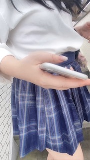 【危険盗バレ】めちゃくちゃ可愛い子の純白Pを背後からアタック!!