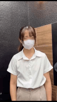 ち〇び責め【水鉄砲イタズラ】びちょ濡れになり透けち〇び見え!