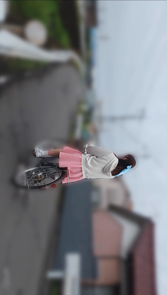 【水色リボン女子】駐輪場で張り込みし、自転車に小型カメラ設置!サドルになりたいと初めて思ったwww