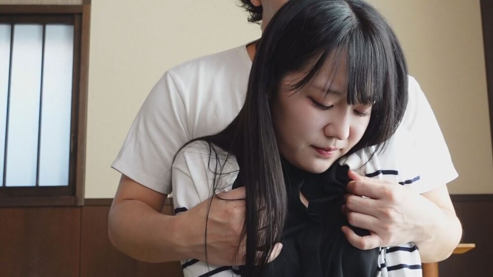 旦那の指示で男に抱かれに来た人妻