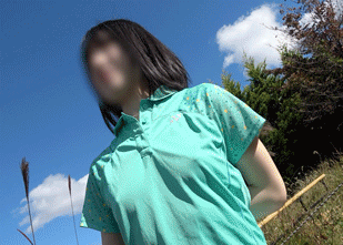 【テニス】おま⚪︎こくっきり！ノーパン白スコートすとれっち！ぴったぴたのスケスケで丸見え！！