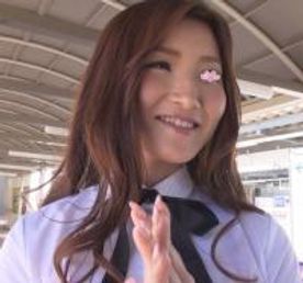 駅にて待ち合わせ、美人なおねえさんがまさかの…‼