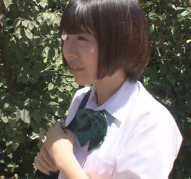 ショートボブが可愛い制服彼女とセックス