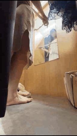 OL蛍光おパンツ【○○オフでお買い物】試着室でこっそり、、、