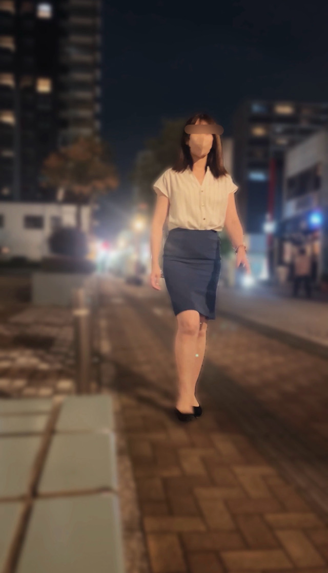 フェチ寄り【腋みせパンちらOL】会社の飲み会帰りに街中でち女動画♡