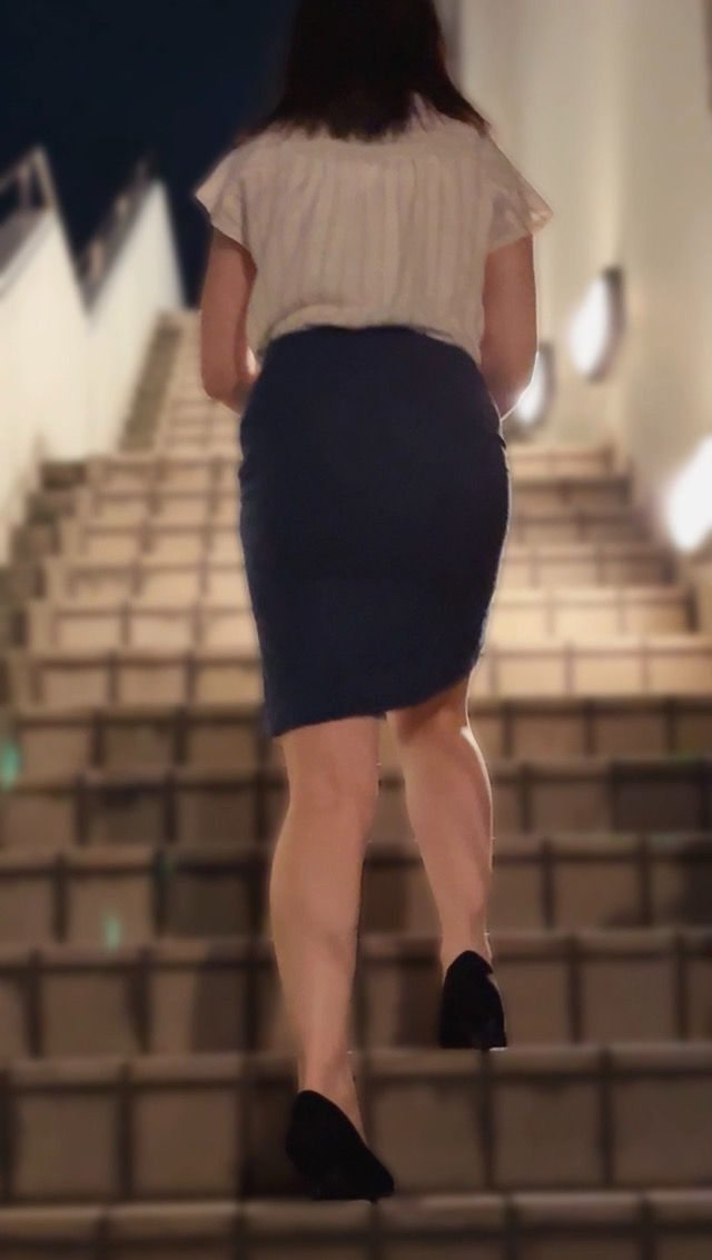 フェチ寄り【腋みせパンちらOL】会社の飲み会帰りに街中でち女動画♡