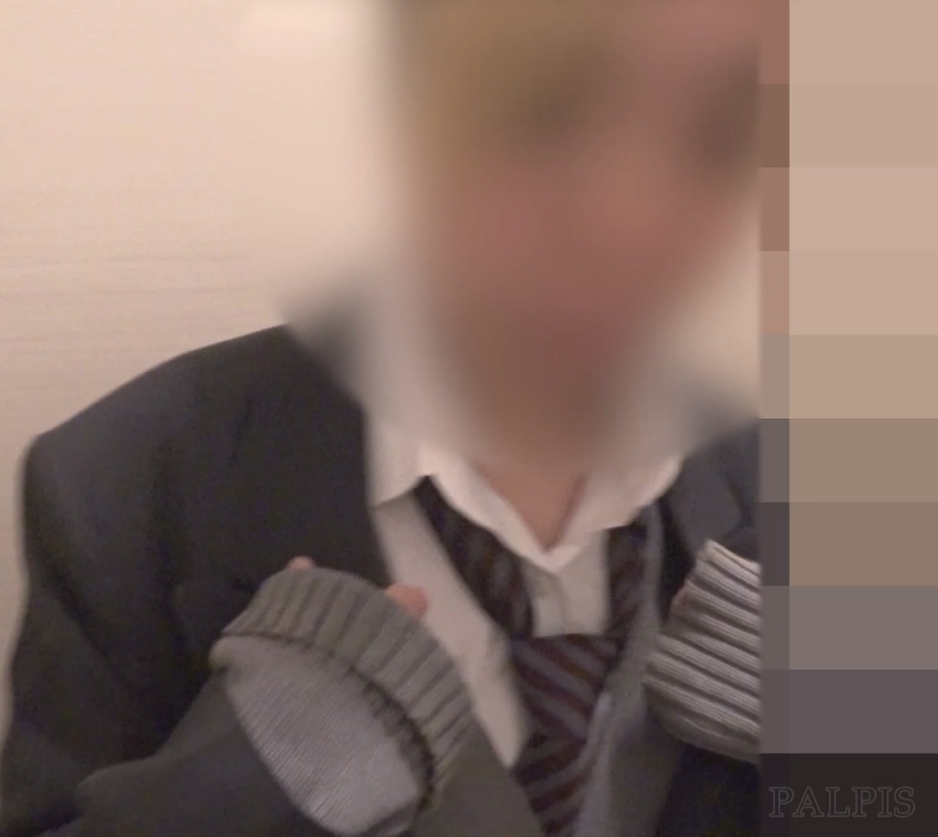 Karte.13 金髪で垢抜けを狙うJKの着替え盗撮 #これがこう