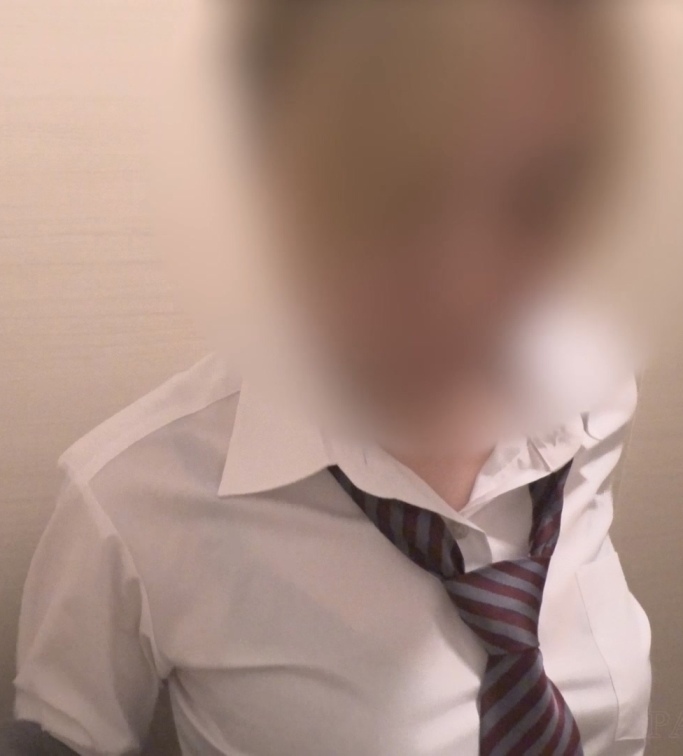 Karte.13 金髪で垢抜けを狙うJKの着替え盗撮 #これがこう