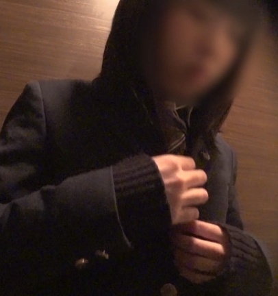 Karte.03 ノーブラ直キャミソールJKの着替え盗撮 #これがこう